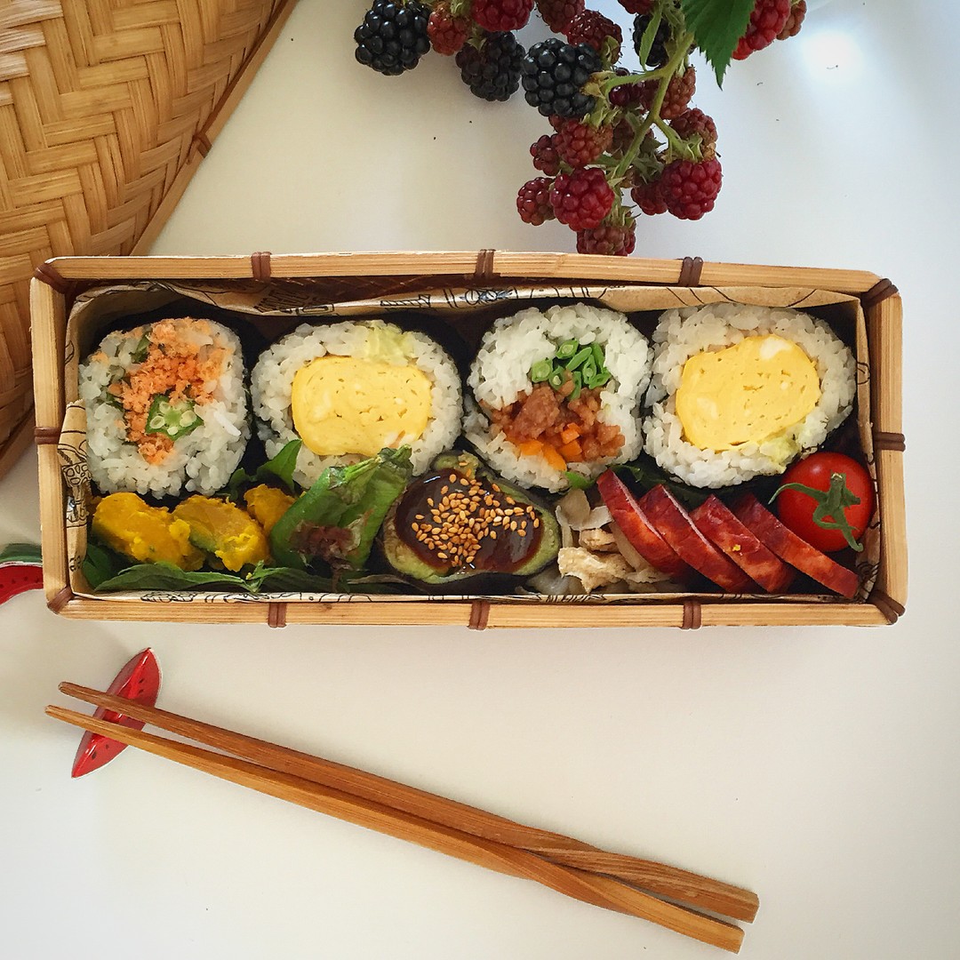 海苔巻きおにぎり弁当