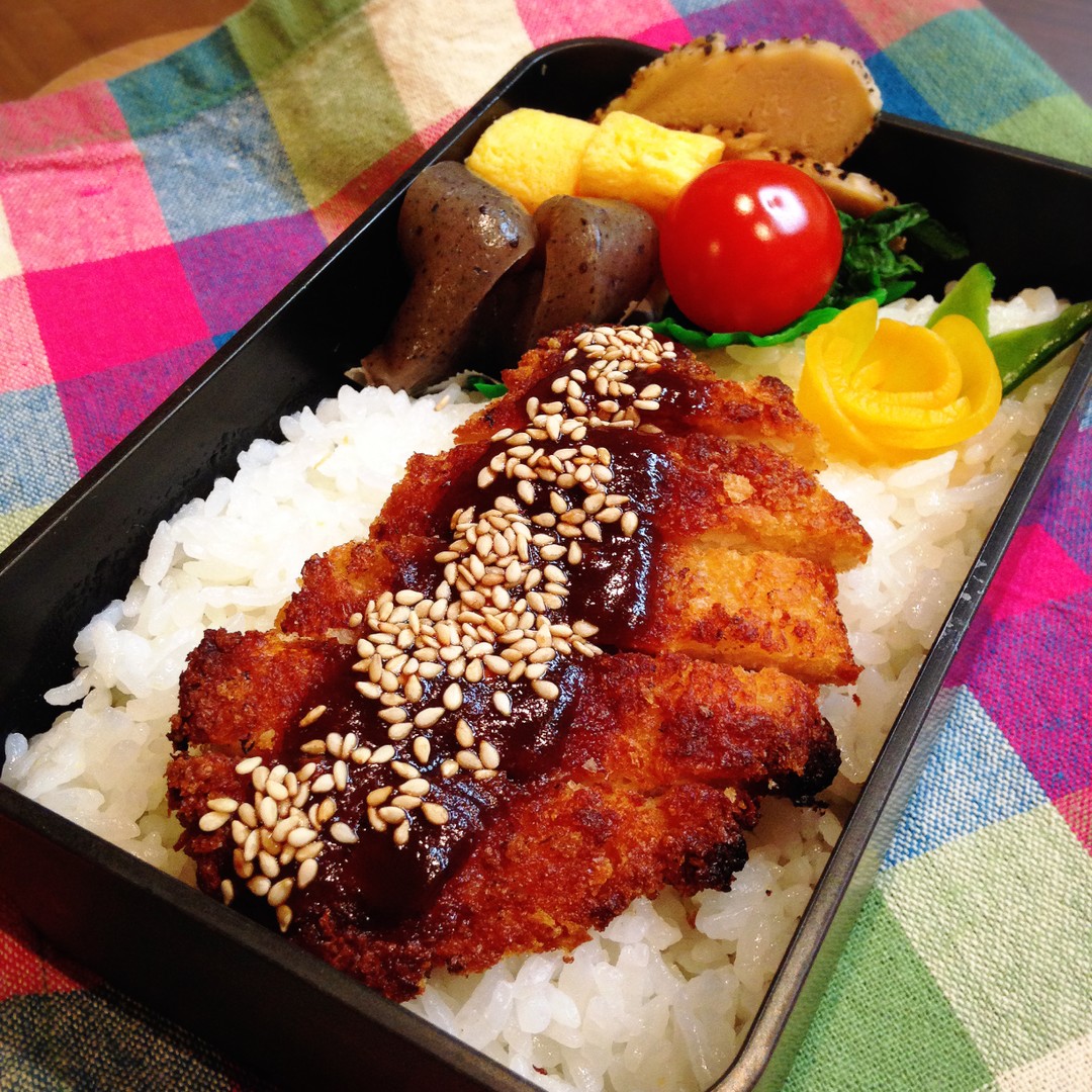 チキンカツどーん！