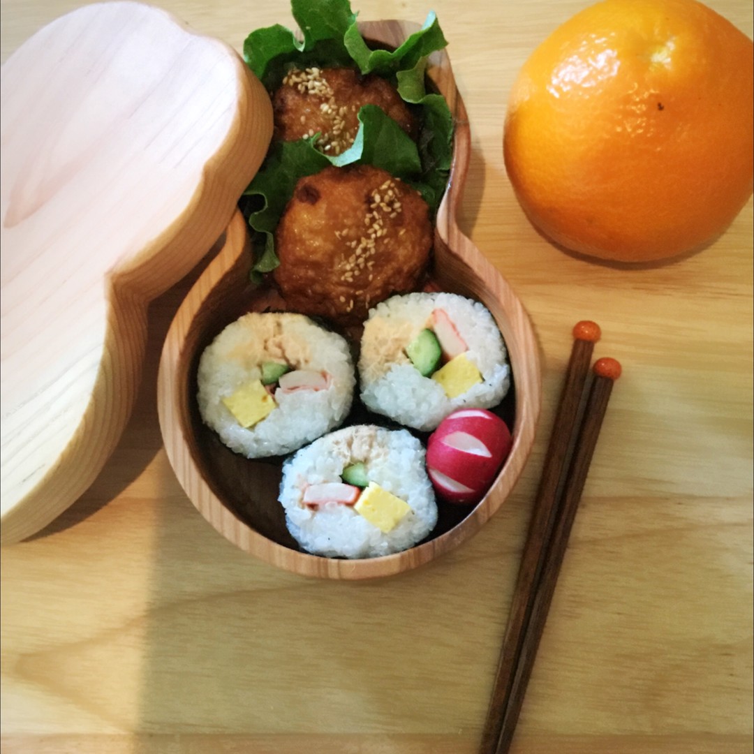 サラダ太巻き弁当