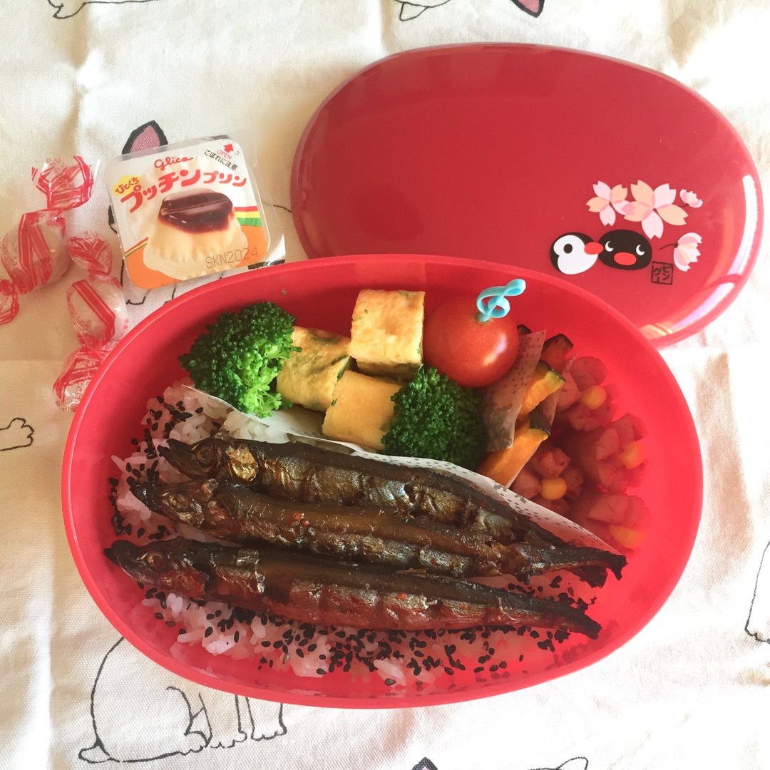 ししゃも ドーンな 女子弁当