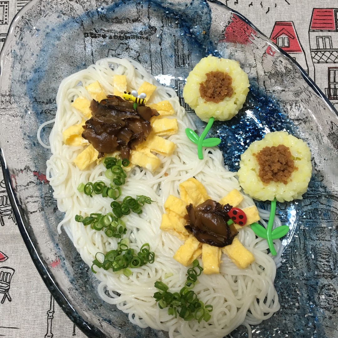 ひまわりそうめん置きご飯