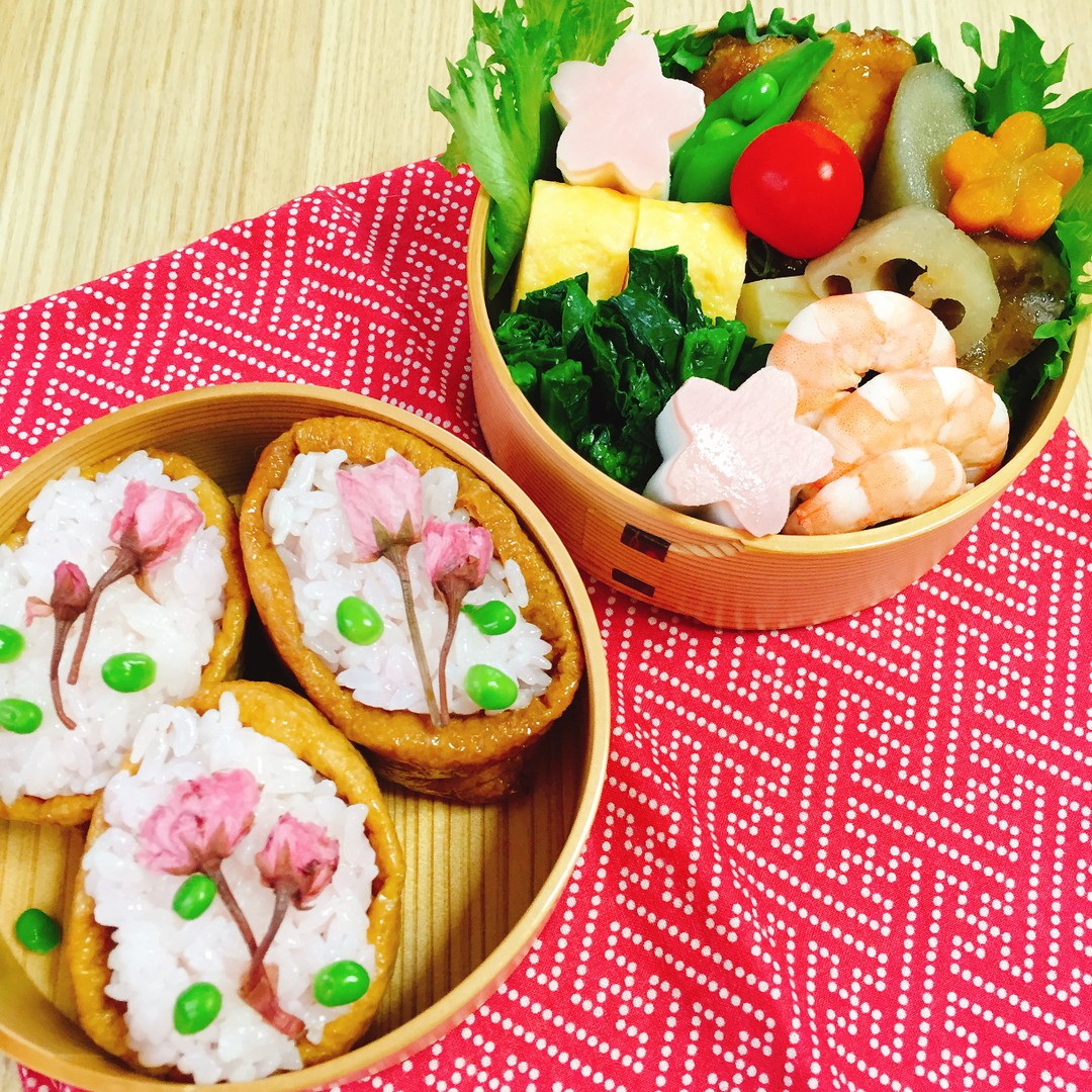桜のいなり寿司弁当
