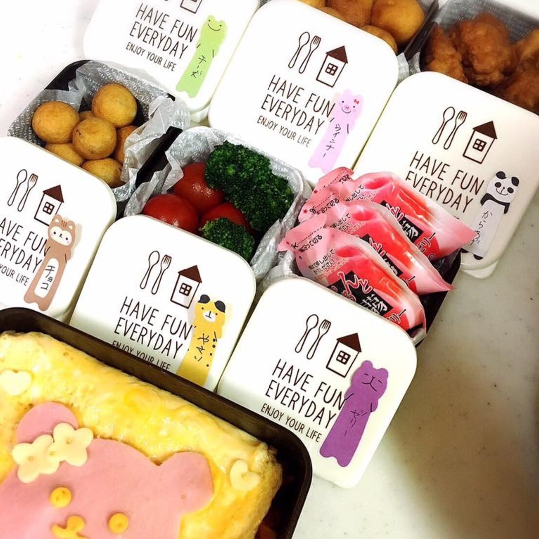 オムライスとまんまるドッグ弁当(体育祭仕様)