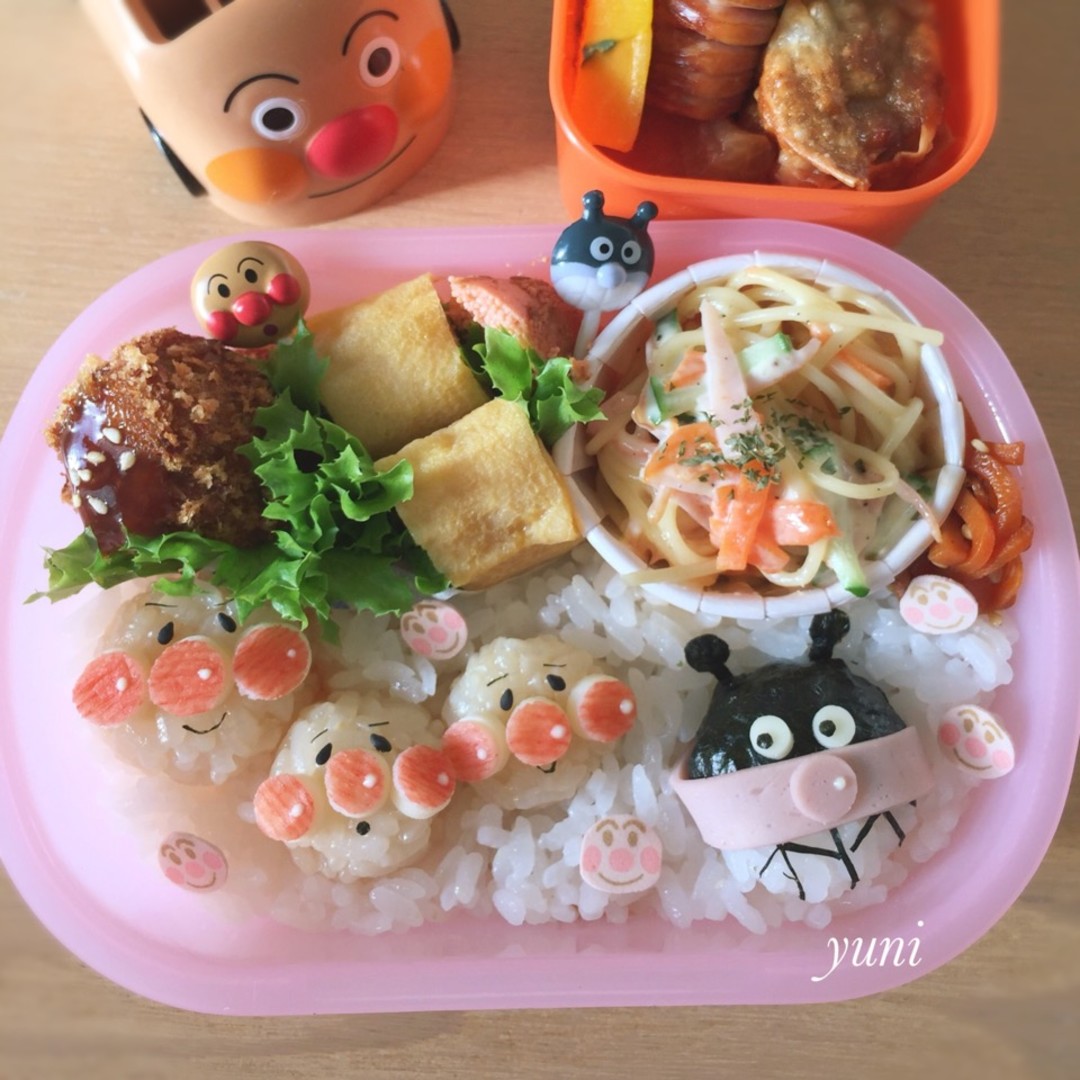 アンパンマン&バイキンマン弁当