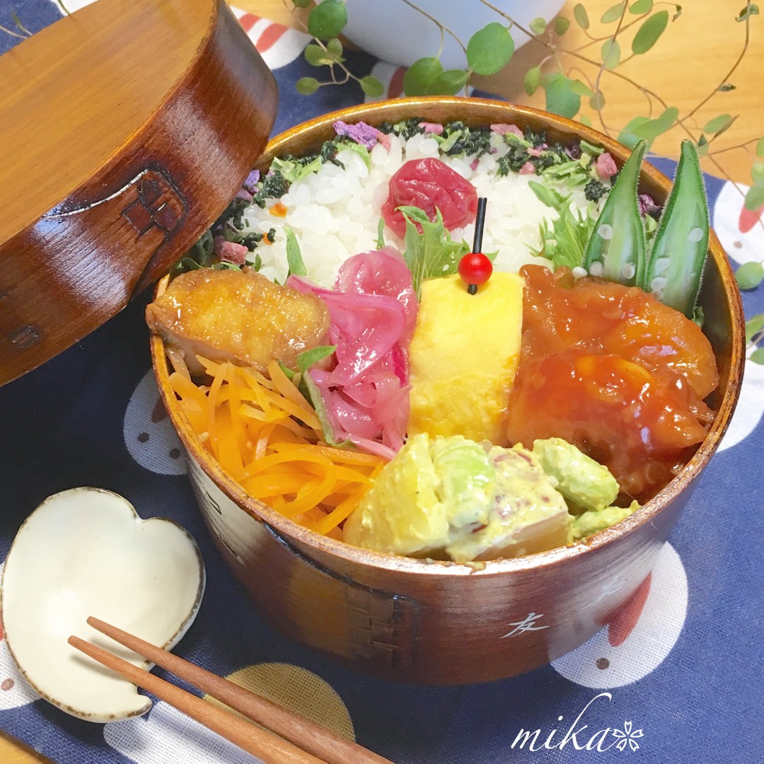 エビチリ弁当