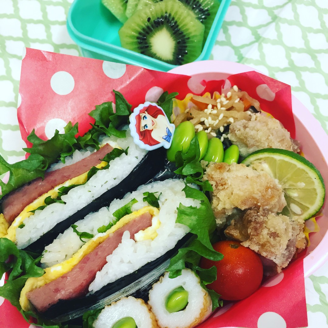 スパムむすび弁当