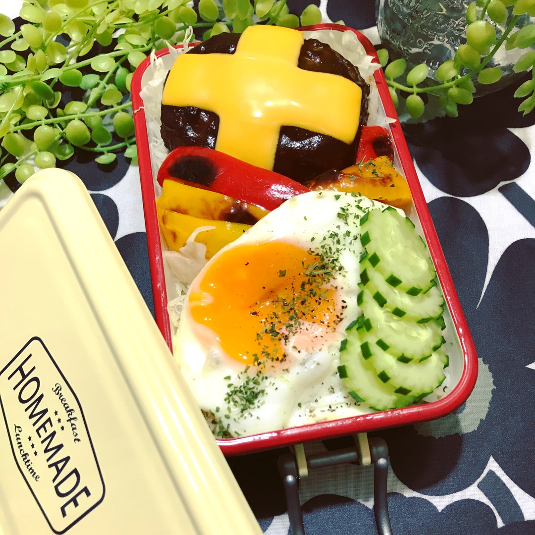 チーズハンバーグ部活弁当