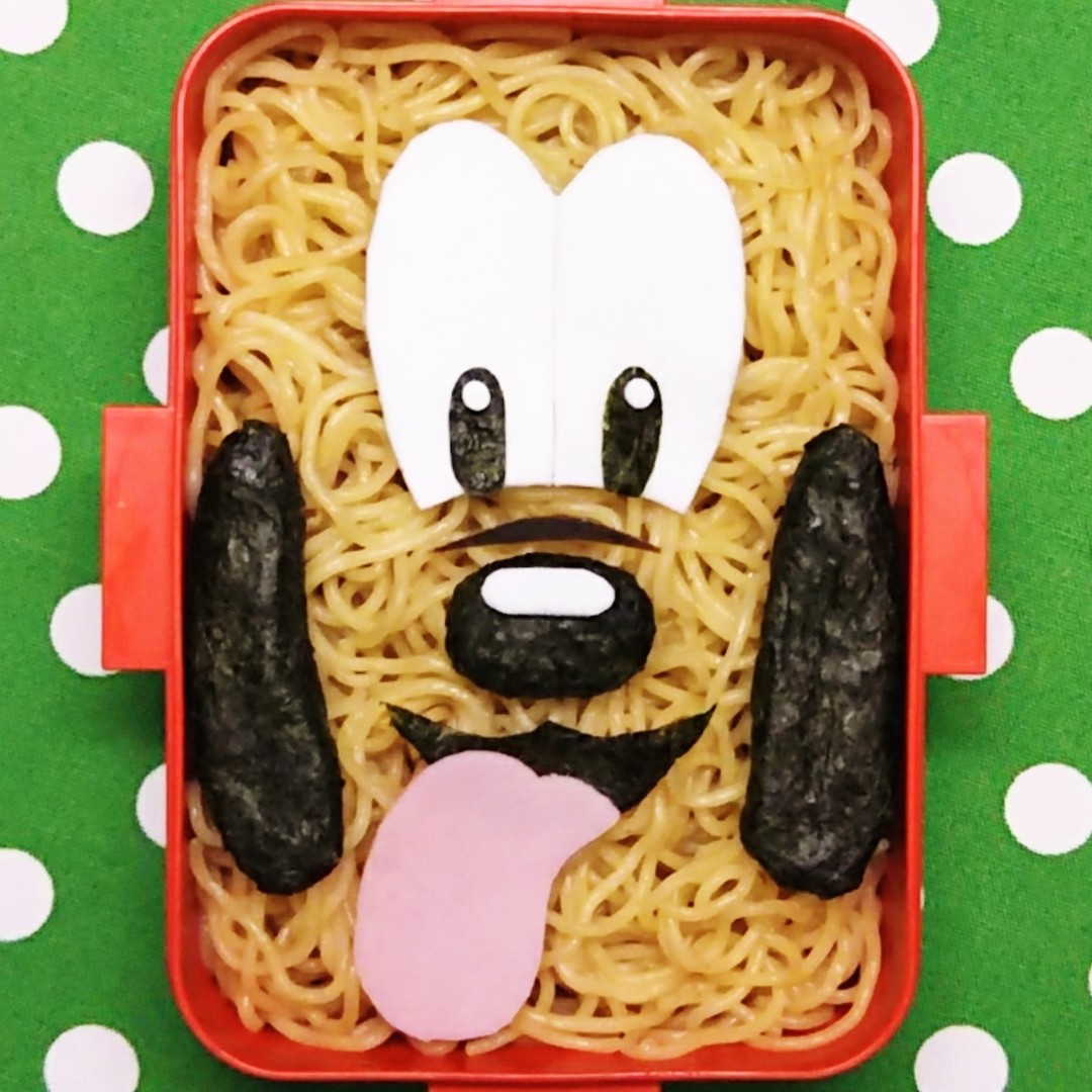 プルートDE焼きそば弁当