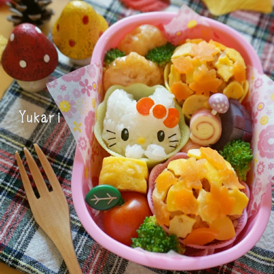 キティちゃんの秋弁当