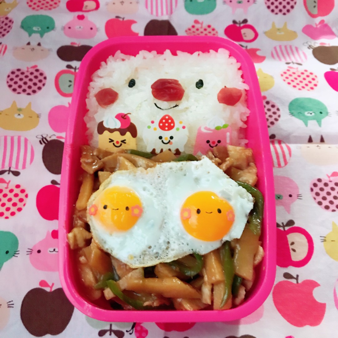 チンジャオロースだけのお弁当