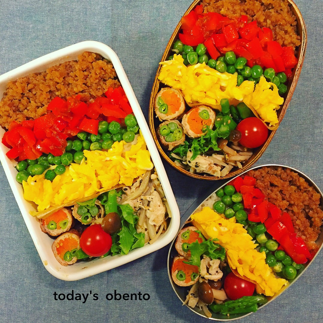 4色丼弁当