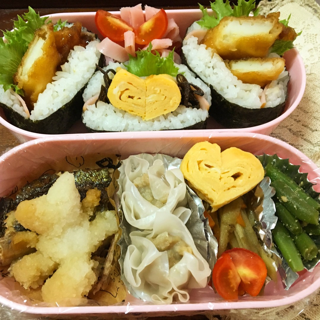 飛び出すおにぎらず弁当