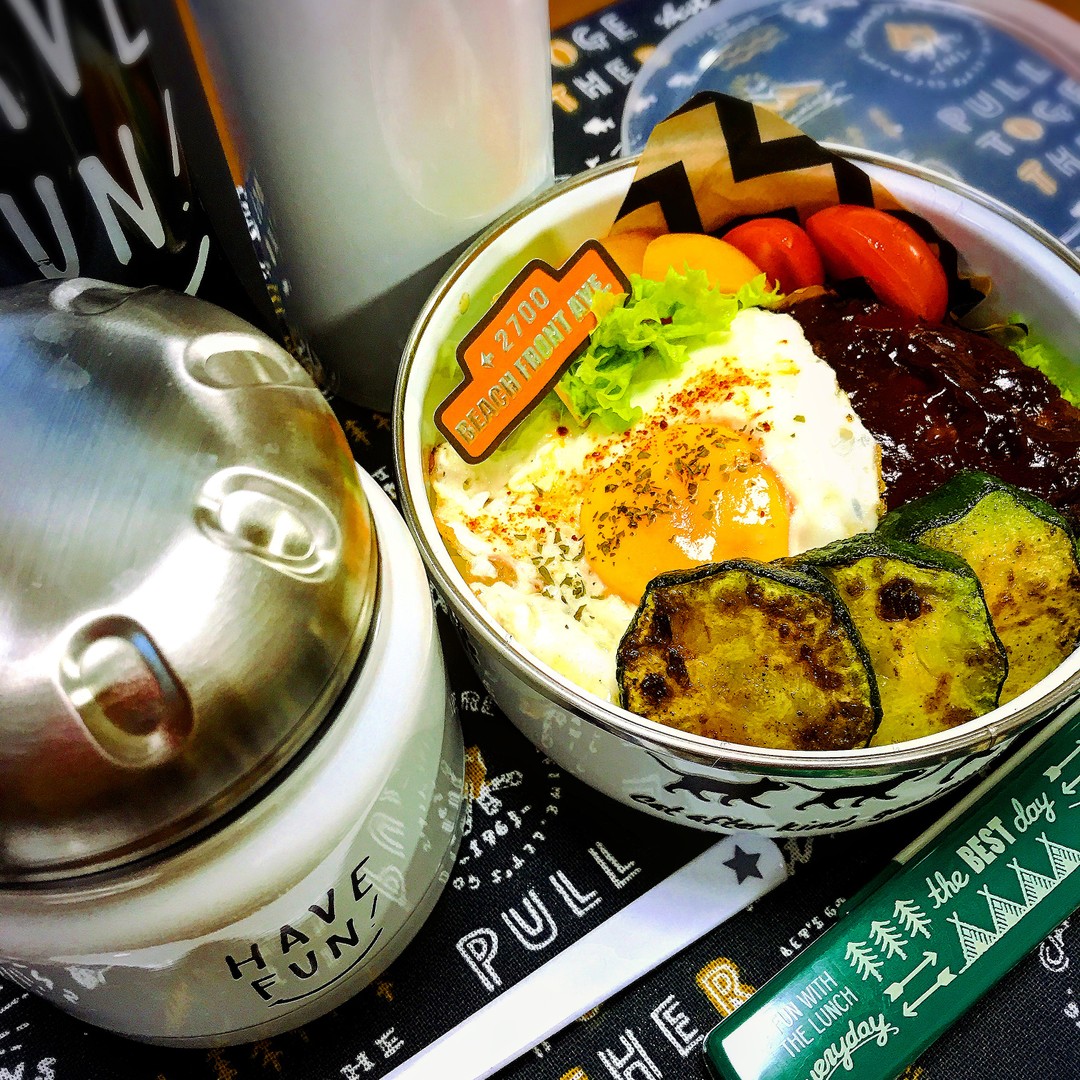 ロコモコ丼