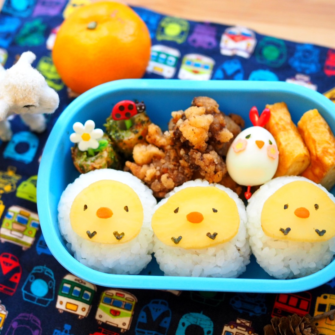 たくあんのひよこおにぎり弁当