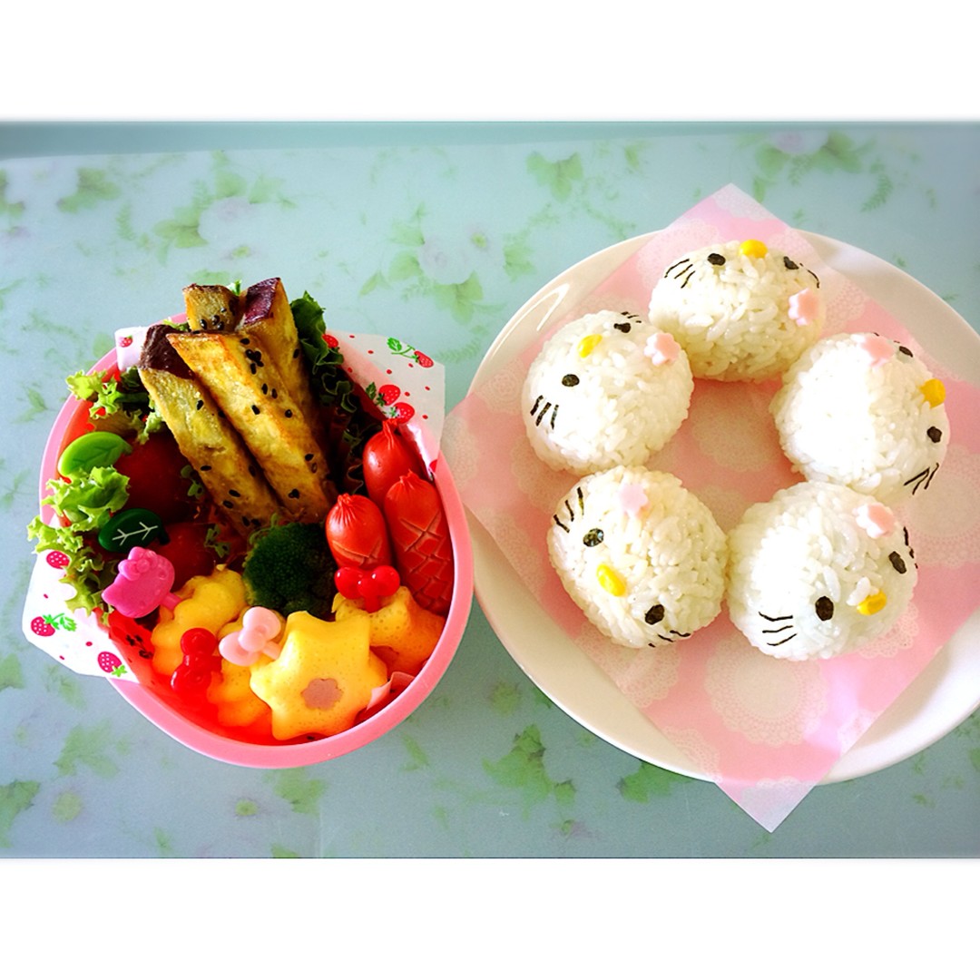 キティちゃんのちぎりむすび弁当