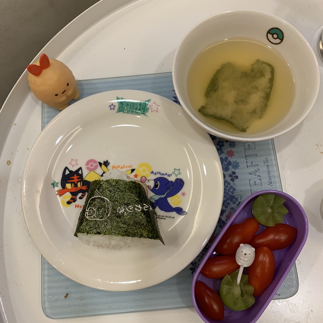 角落生物鮭魚卵飯糰