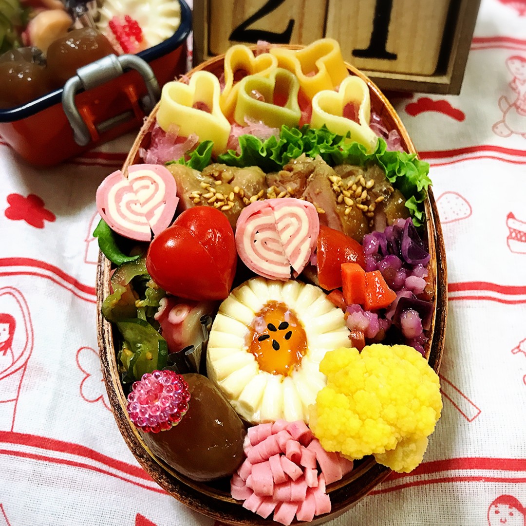 ハートもりもり鶏チャーシューお弁当