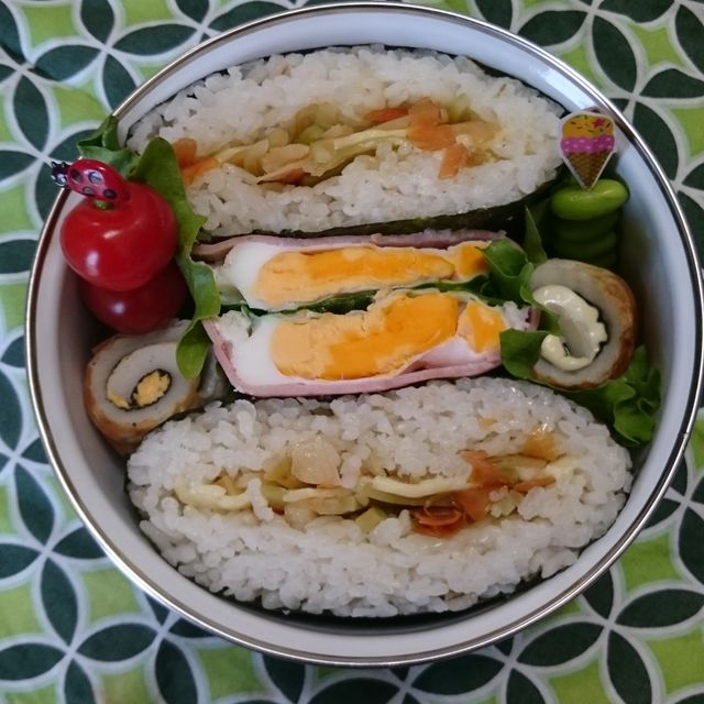 きんぴらチーズおにぎらず弁当