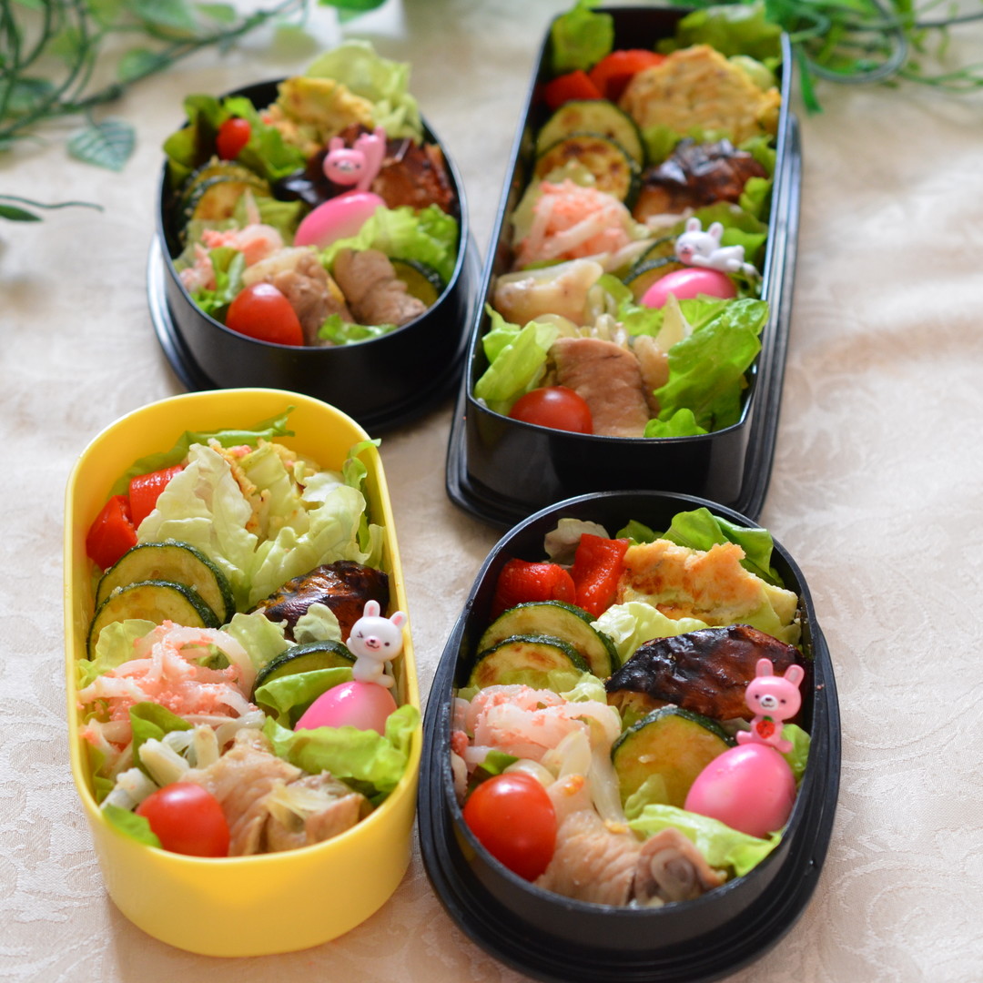 家族みんな♪サバの生姜焼きと彩りおかずでウサギのかくれんぼ弁当♡