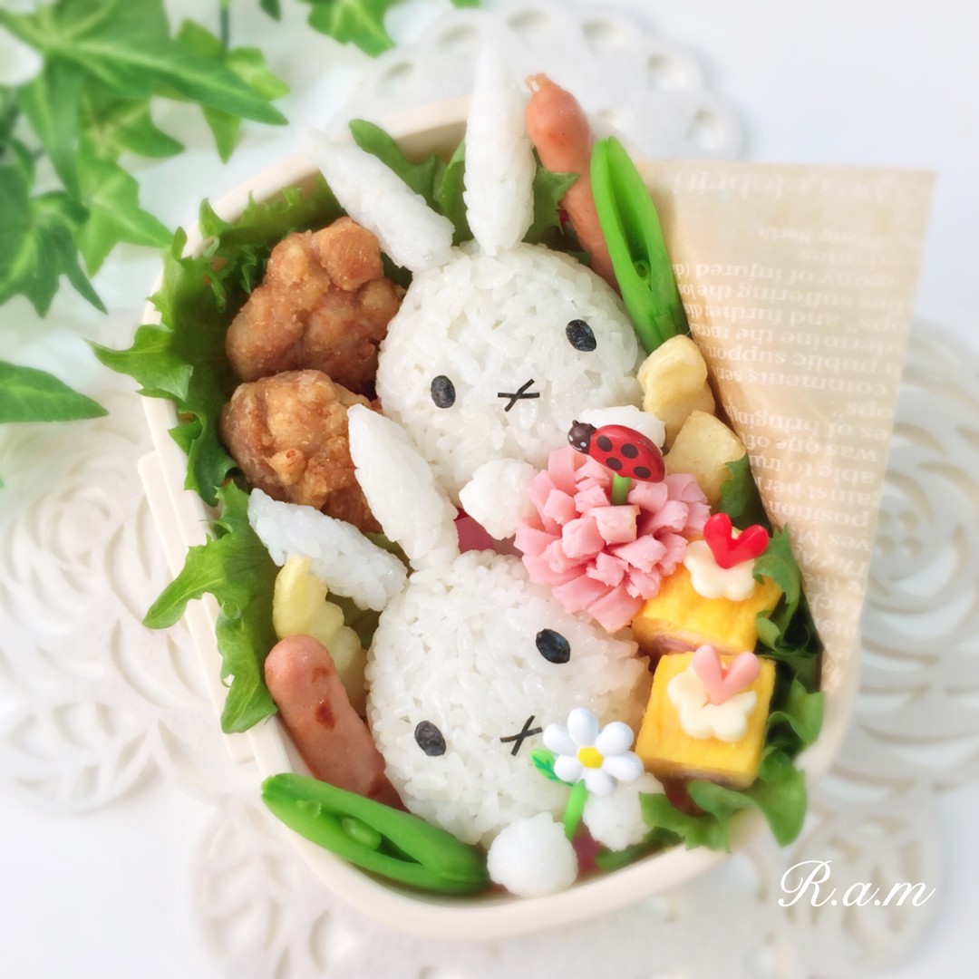ミッフィーちゃん🌸春おにぎり弁当🍙