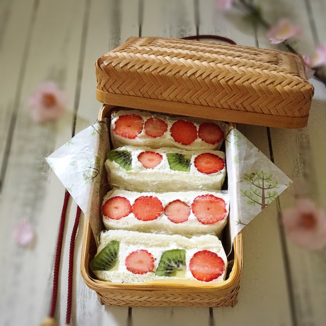 フルーツサンドイッチ弁当