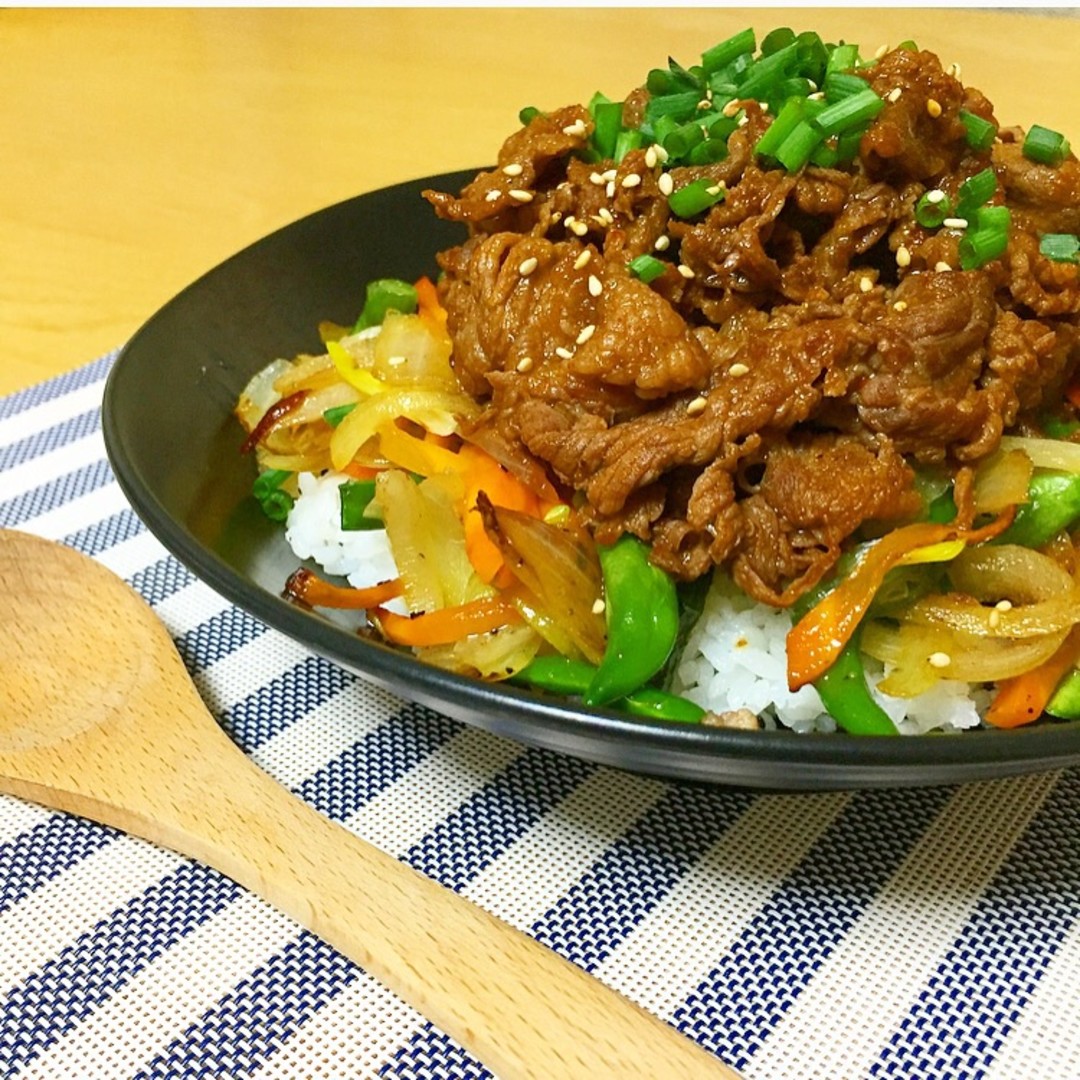 甘辛牛焼肉丼の置きべん