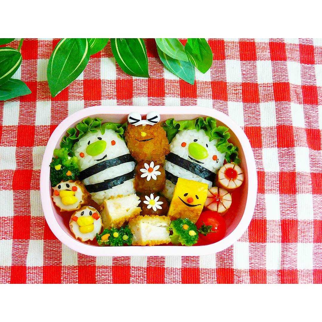 顔むすび弁当