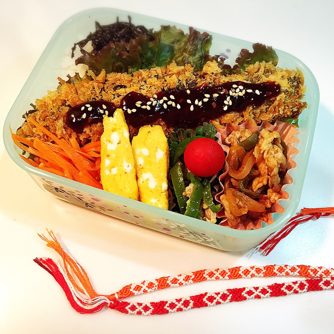 秋刀魚フライどーん弁当