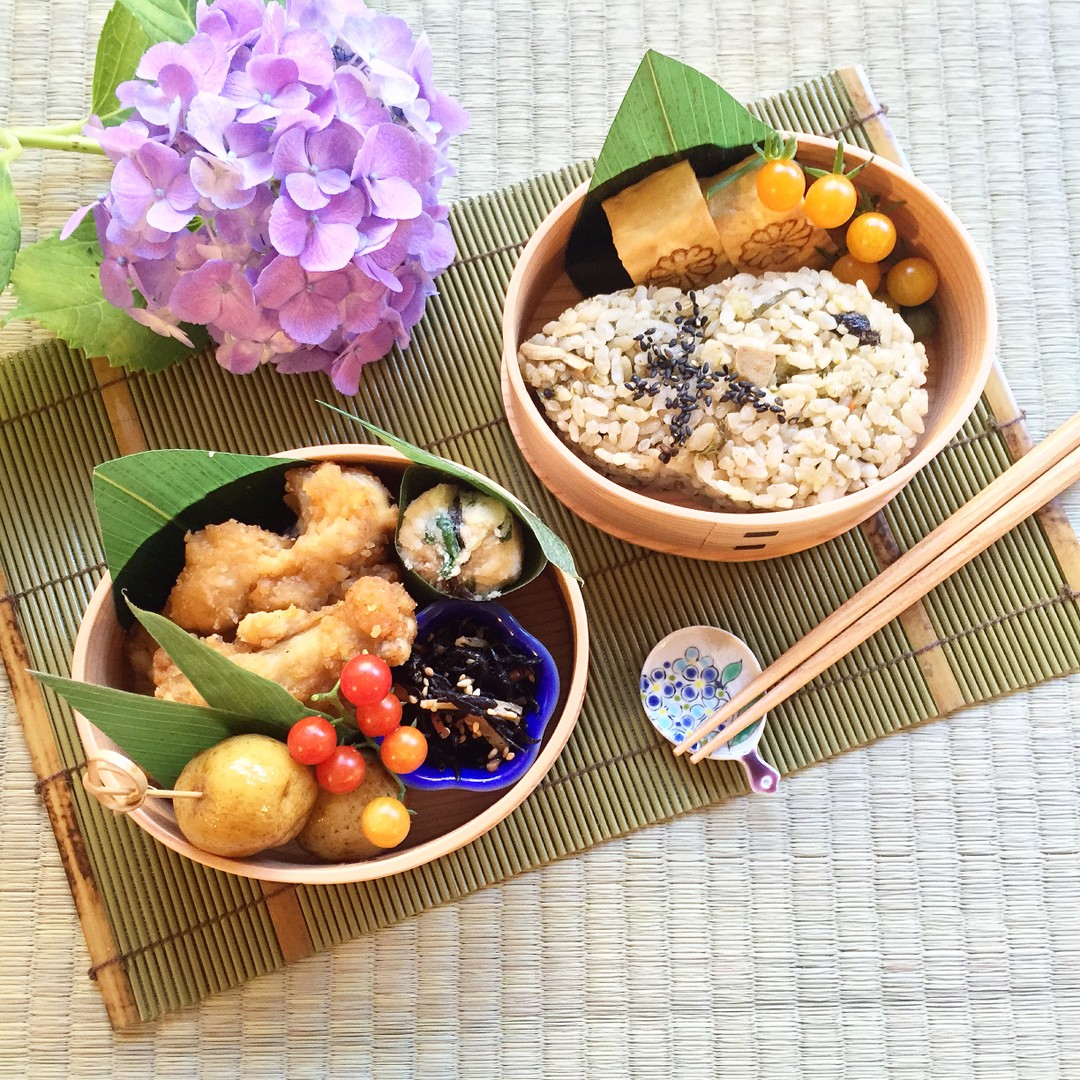キノコの炊き込みご飯弁当