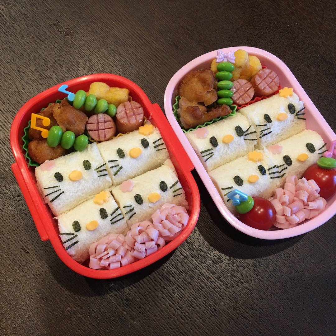 キティサンドイッチ