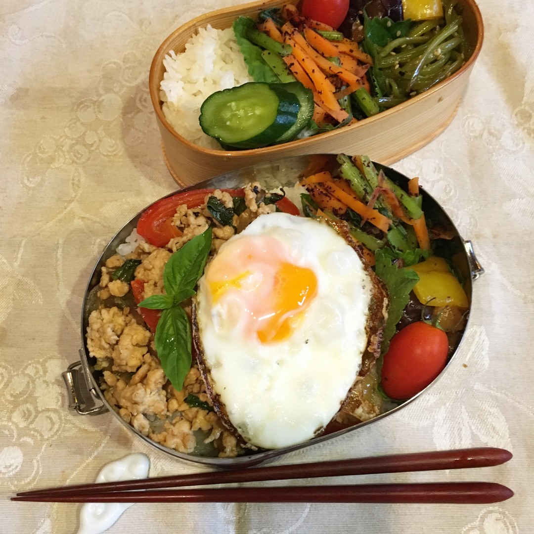 ガパオライス弁当&ゆるベジ弁当