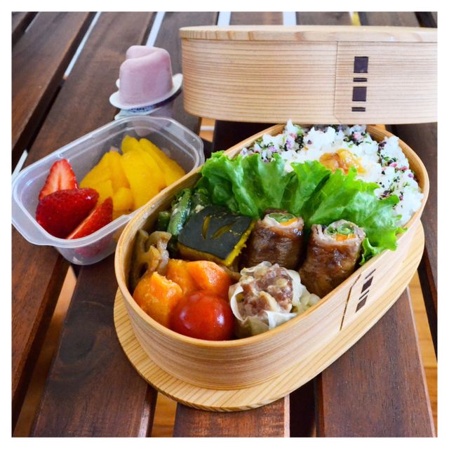 肉巻きと手作りシューマイ弁当