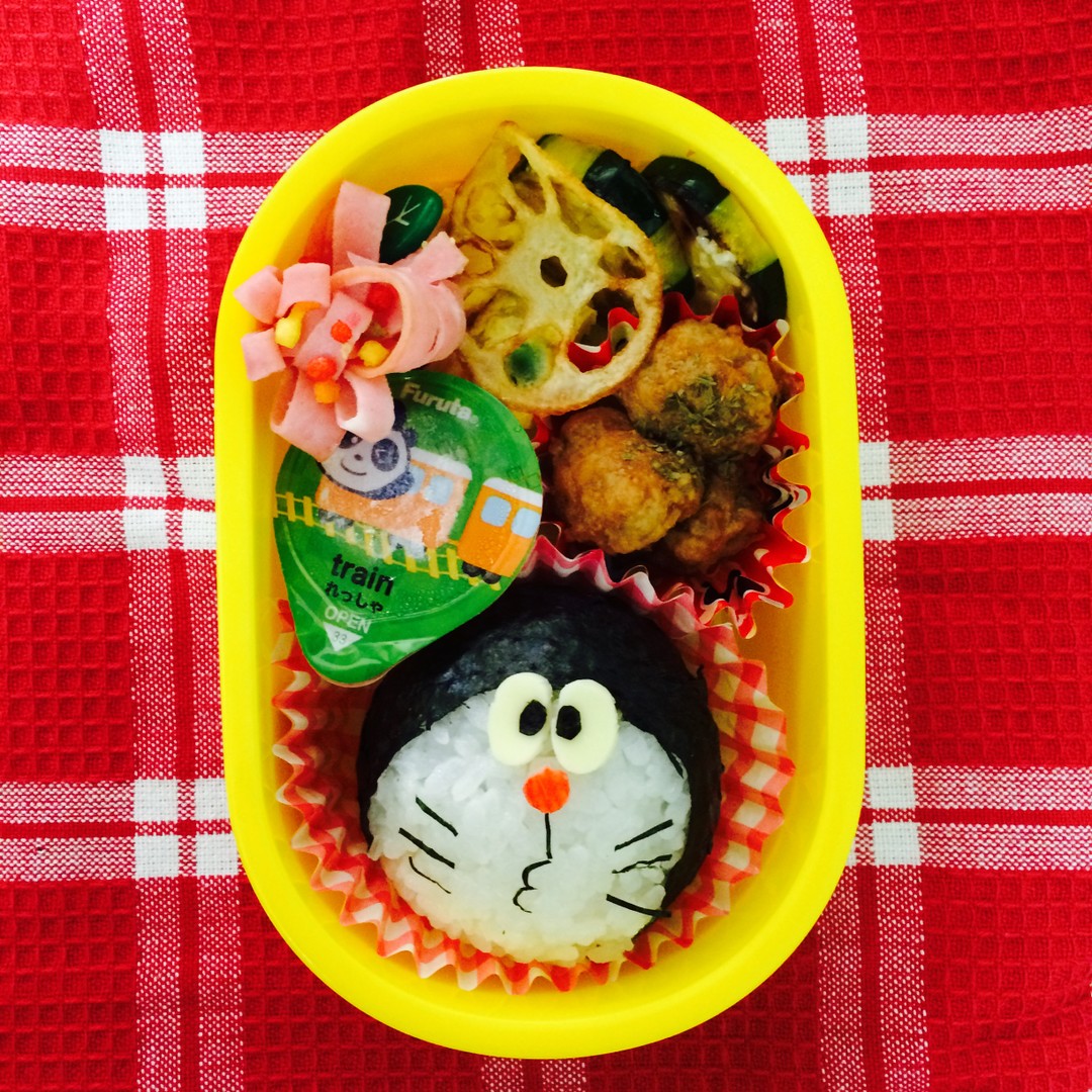 ドラえもんおにぎり弁当