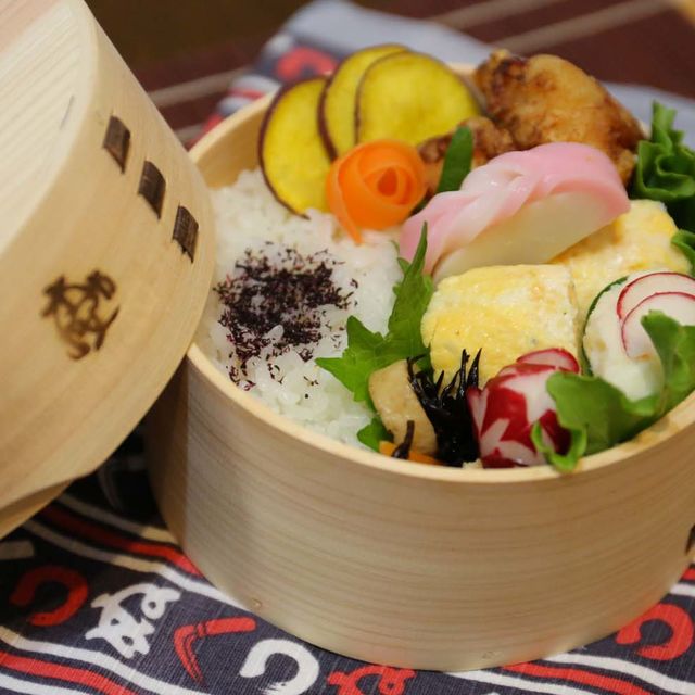 曲げわっぱ弁当