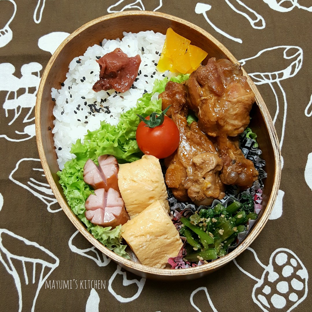 手羽元の味噌ケチャ煮弁当。