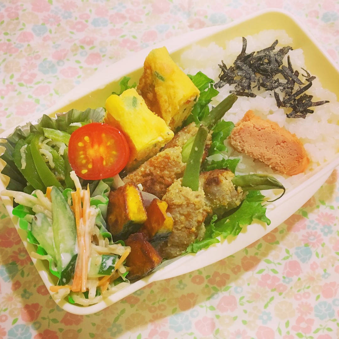 いんげんのカレーウインナー巻き弁当