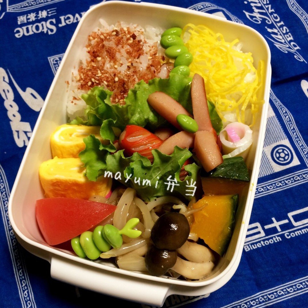 赤ウィンナー弁当