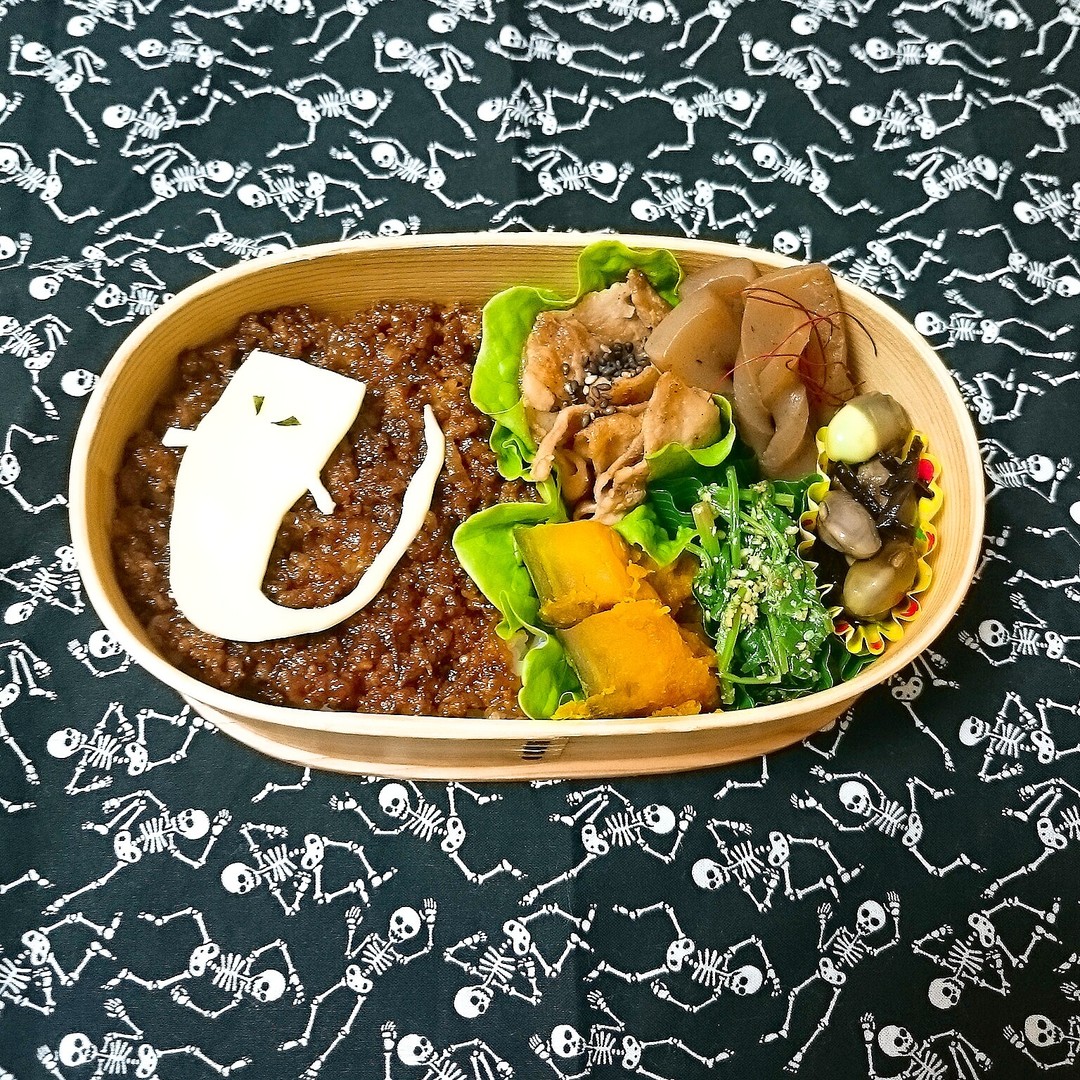 一反木綿さんの和ロウィン弁当