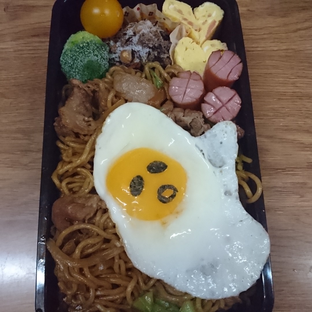 ぐでたま焼きそば弁当