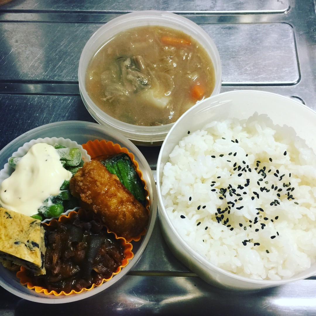 豚汁弁当