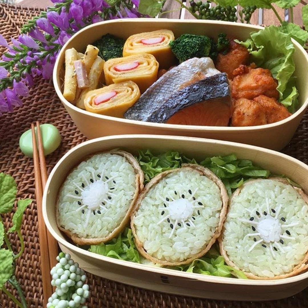 キウイおにぎり弁当