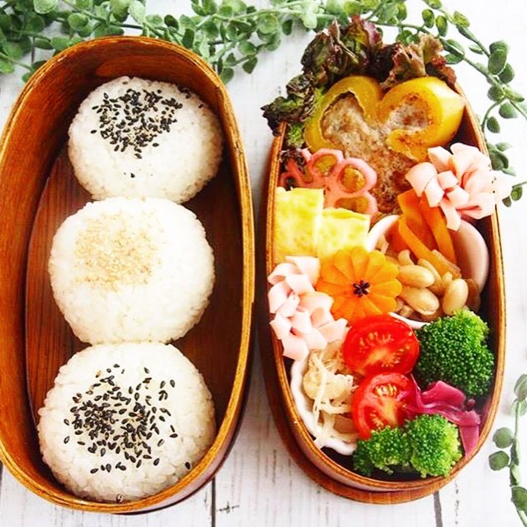 パプリカの肉詰め弁当