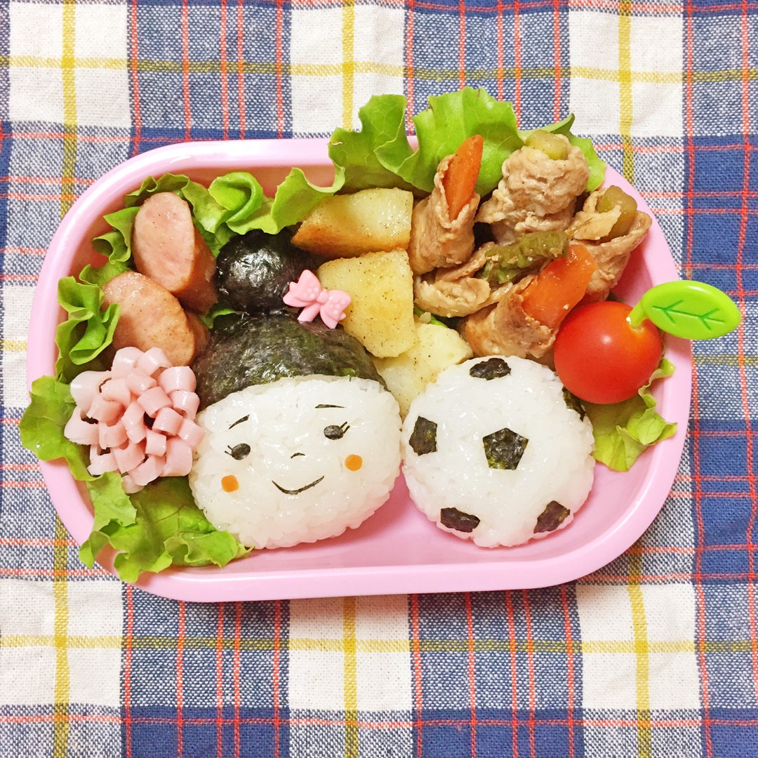 ⑅⃝サッカー女子弁当⑅⃝