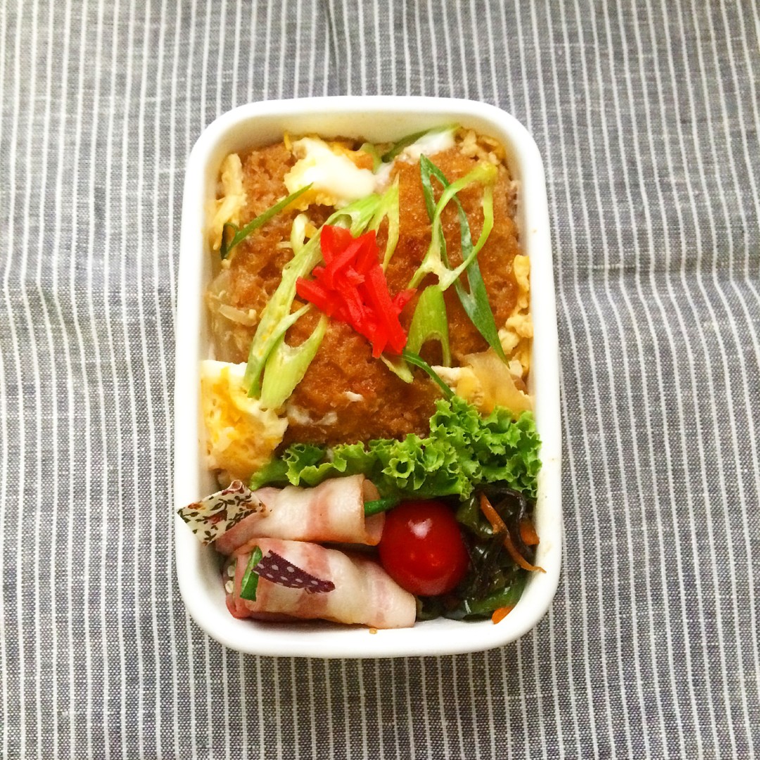 かつ丼弁当