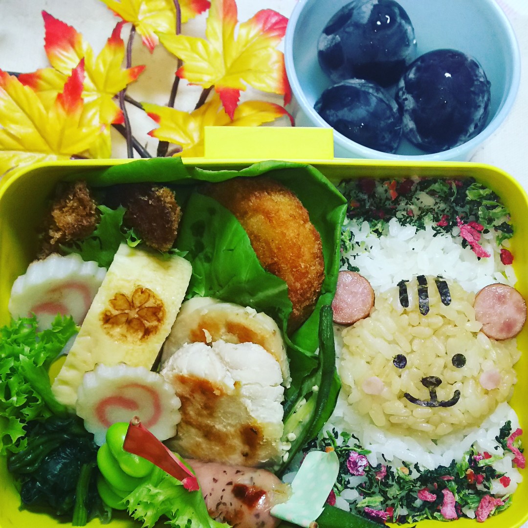 秋を感じるリスごはん