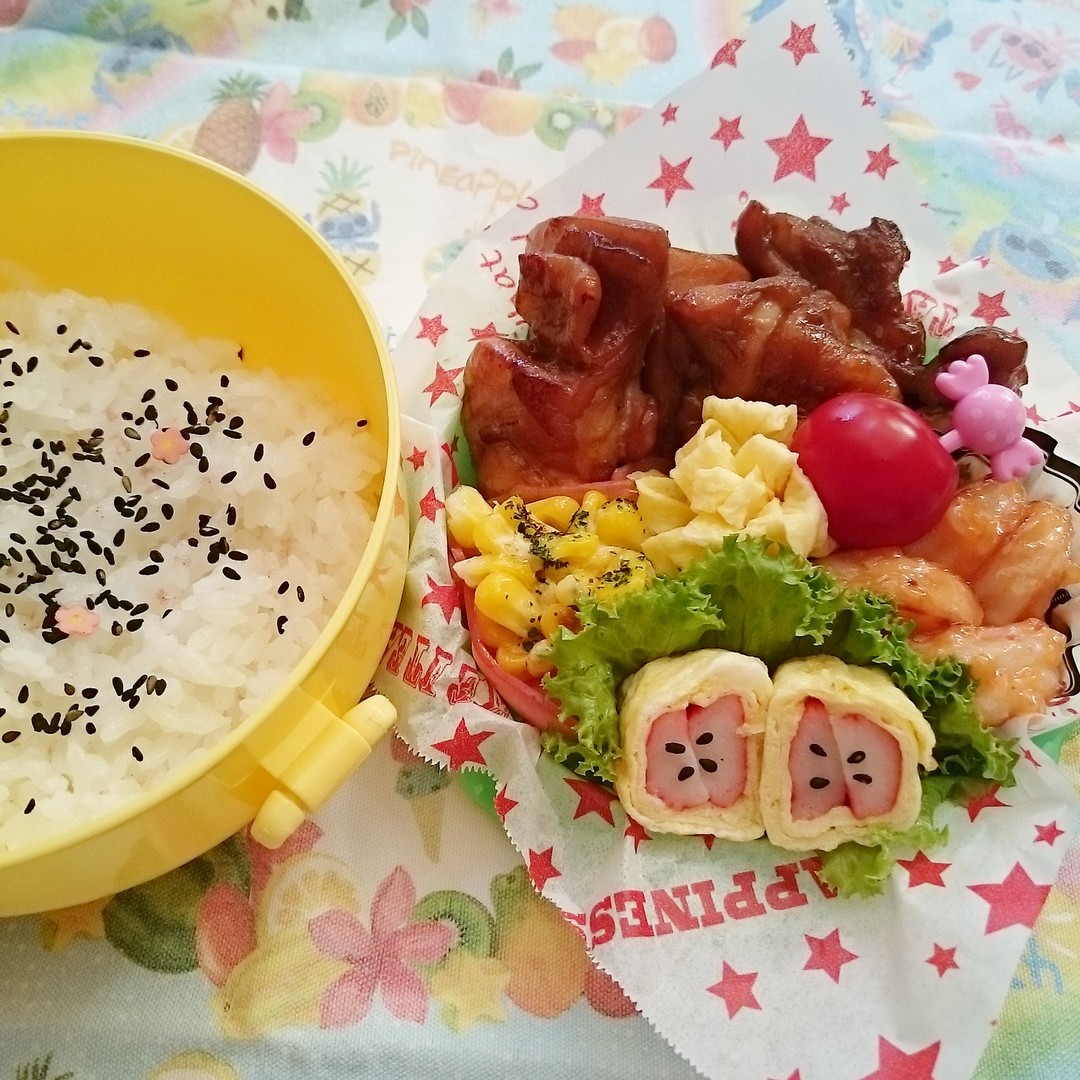 鶏照り焼きとエビマヨ弁当