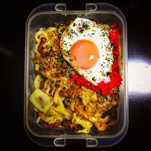 作りおきおかずでお弁当 焼うどん