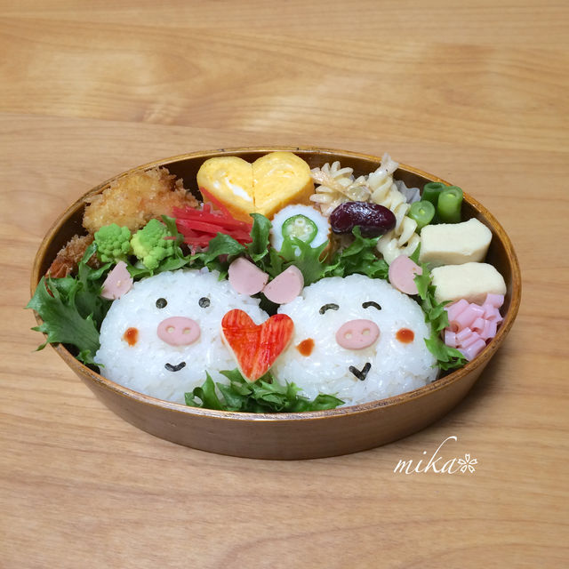 仲良しぶたさんおにぎりお弁当