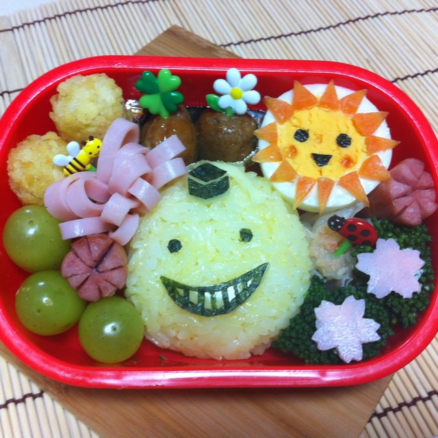 コロ先生風🌸春だ！花見だ！お日様も顔だしたよ弁当