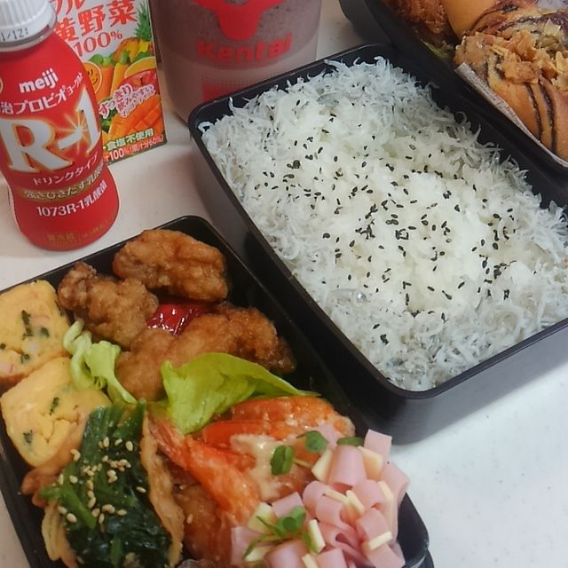 ちりめんご飯と、チキン南蛮弁当